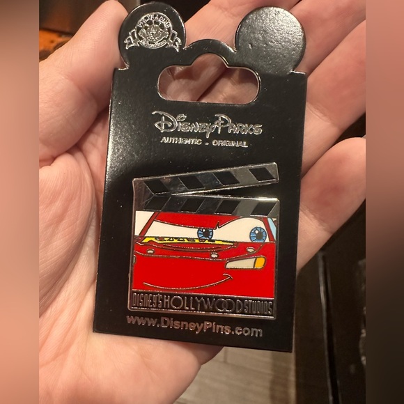 Disney Accessories - Disney Hollywood Studios Pixar CARS - CLAPBOARD Pin
